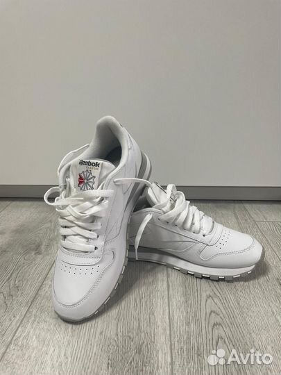 Кроссовки Reebok leather