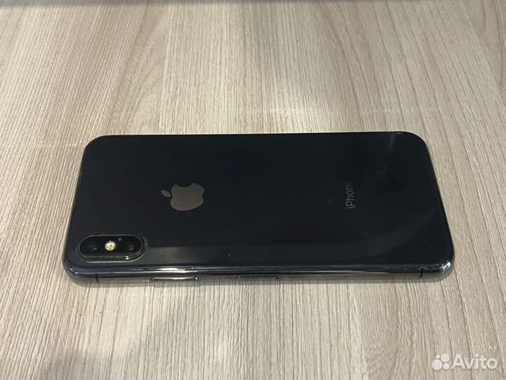 iPhone X, 256 ГБ