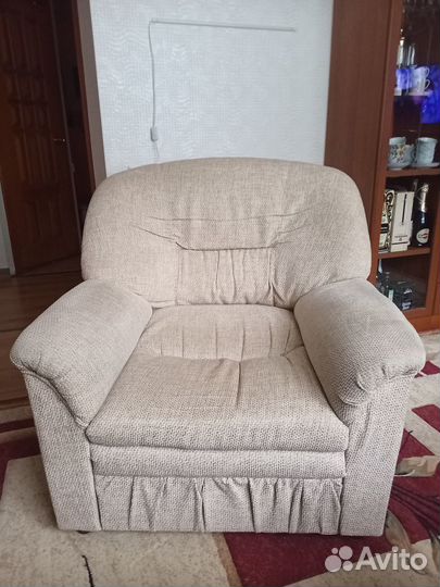 Угловой диван с креслом