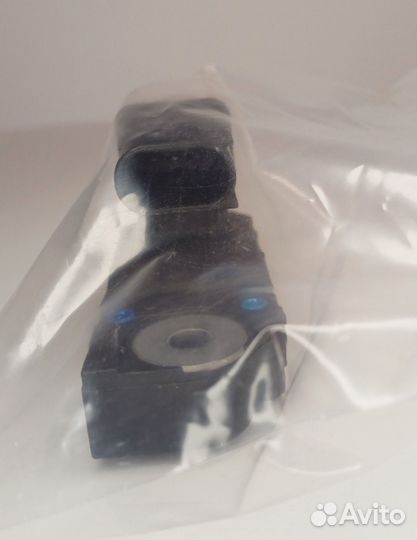 A4701530428 Датчик частоты вращения двигателя merc