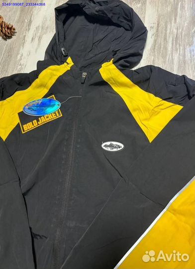 Ветровка Corteiz: в ритме городской жизни