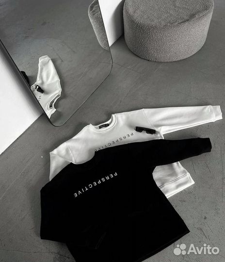 Свитшот женский оверсайз