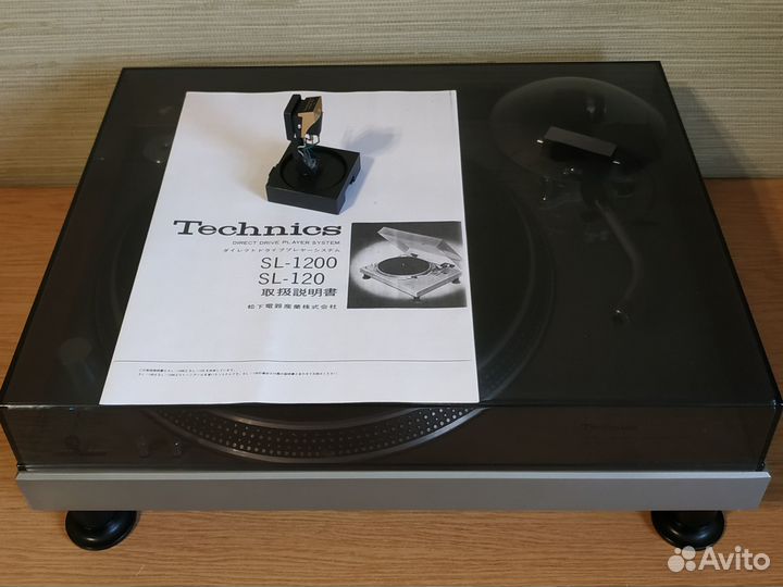 Проигрыватель винила Technics SL-1200 Japan