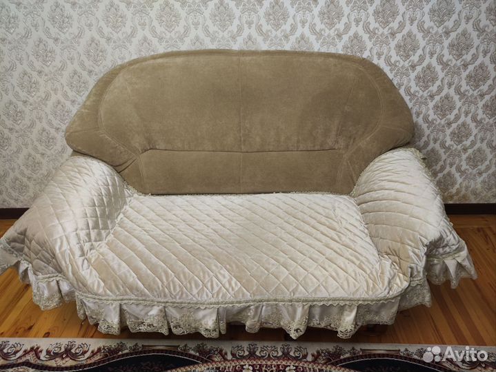Диван и кресло