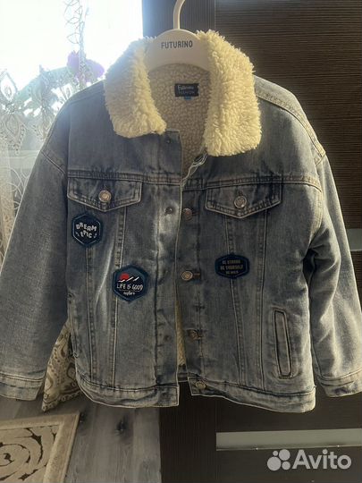 Джинсовая куртка с мехом