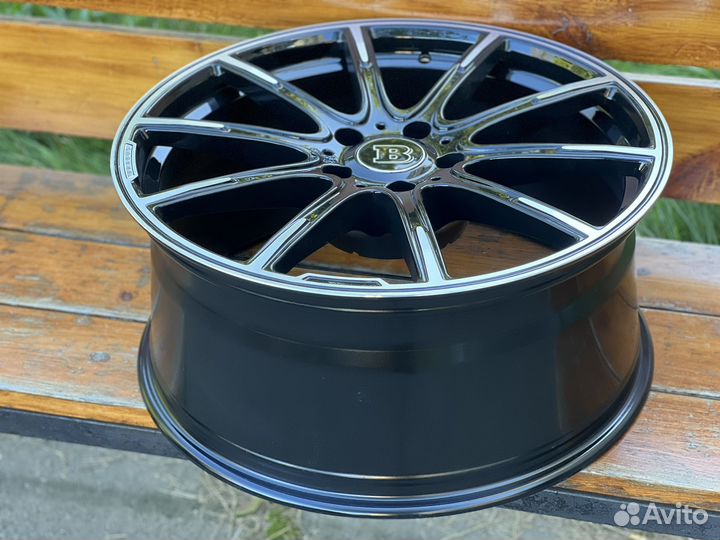 Разноширокие диски Brabus r22 5x112 10/11.5j