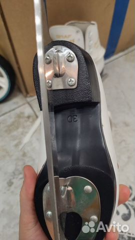 Коньки фигурные