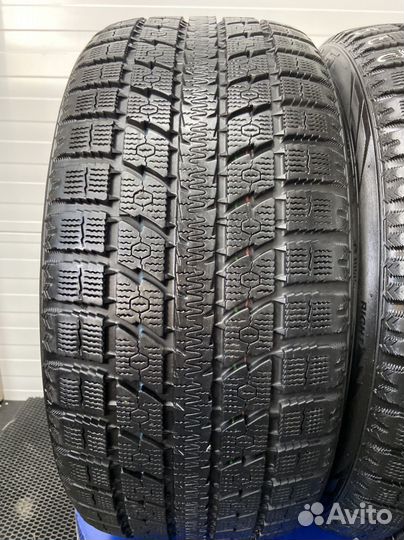 Toyo Observe GSi-5 275/40 R20 106Q