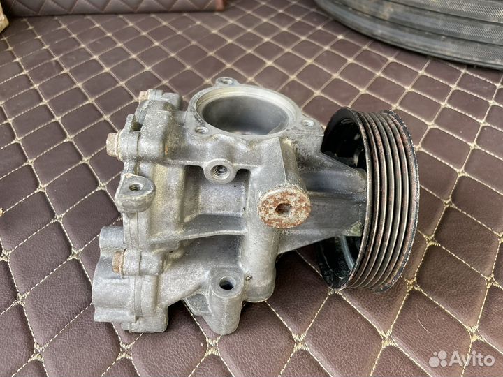 Помпа suzuki grand vitara