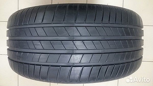 Bridgestone Turanza T005 255/30 R20 92Y