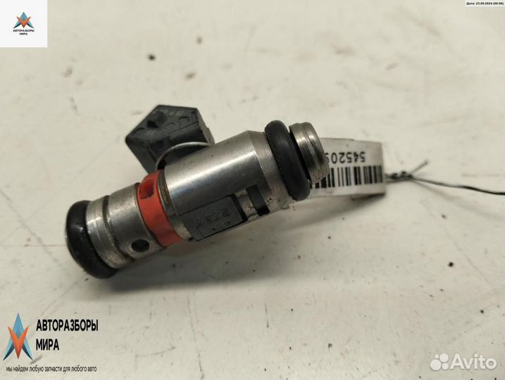 Форсунка Volkswagen Golf 4 1999 036031C