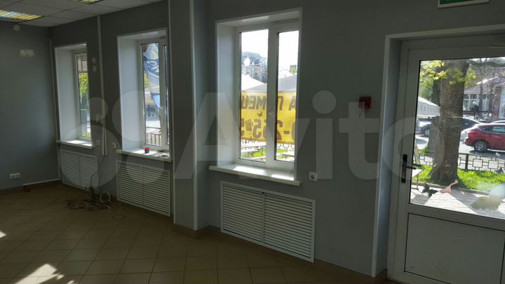 Торговое помещение, 70 м²