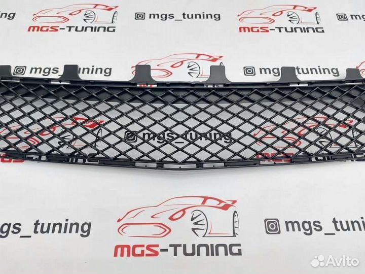 Сетка переднего бампера CLS 218 10-14 не для AMG