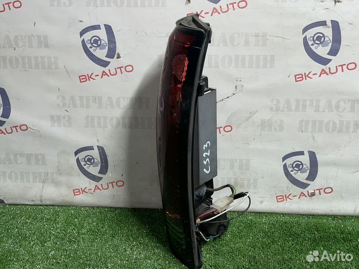 Задние фонари Chevrolet Suburban GMT400