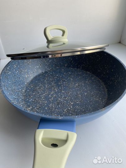 Сковорода Вокалюминиевая с антипригарным покрытием