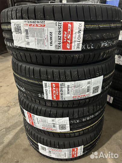 Kumho Ecsta PS71 225/40 R19 93Y