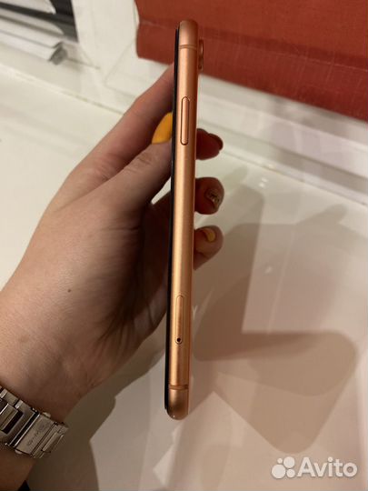 iPhone Xr, 128 ГБ