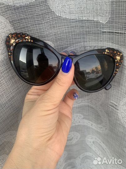 Солнцезащитные очки Dsquared