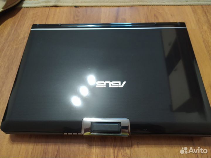 Asus