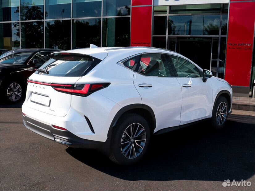 Lexus NX 2.5 AT, 2024