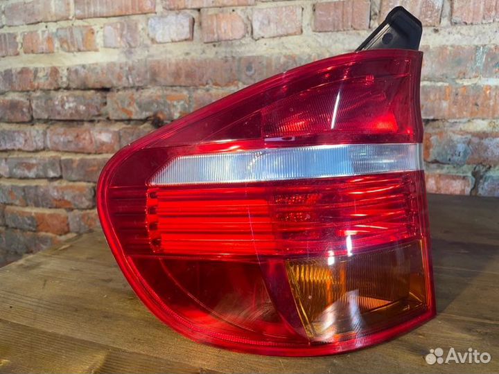 Задние фонари заднее Bmw X5 E70 N52B30 AF 2008
