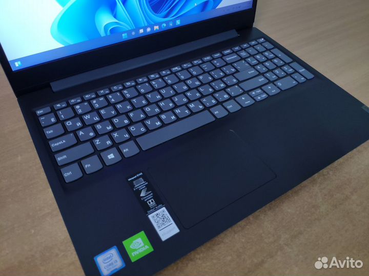 Ноутбук игровой / как новый / 2020год / Win 11