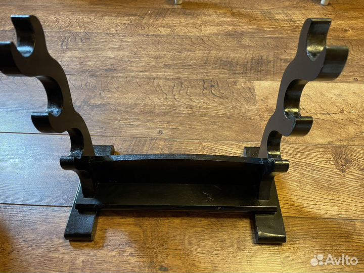 Подставка для мечей (Дайсё)