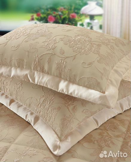 Покрывало и наволочки комплект Софи де Марко