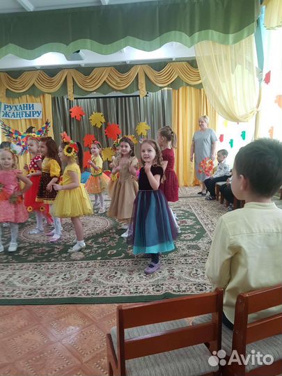 Пакет нарядных платьев 5-6 лет