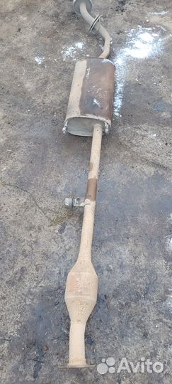 Средняя часть глушителя (резонатор) Lexus RX350 2