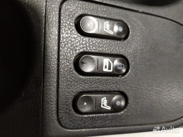 Кнопки подогрева сидений Nissan Qashqai 2008г