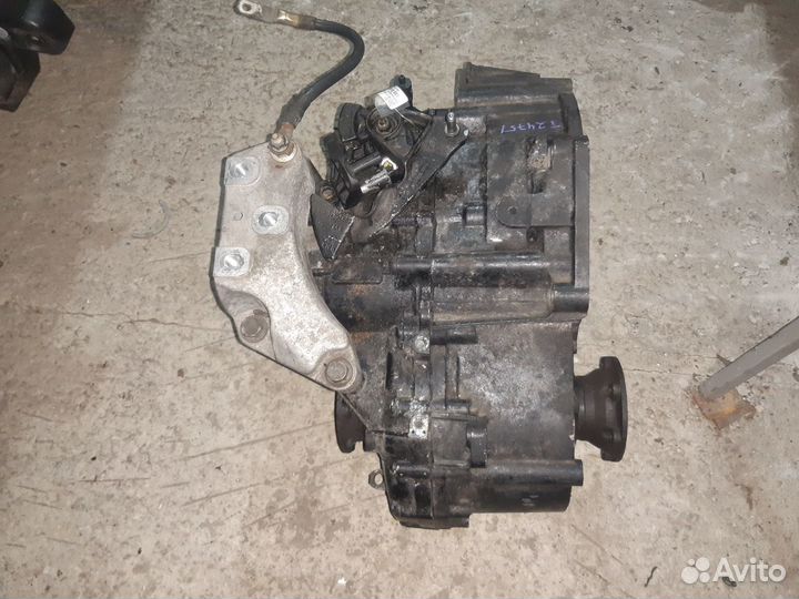 Мкпп-6ступ. Volkswagen Passat B6 2.0 TDI cbab 2010