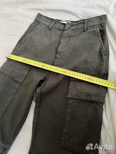 Джинсы хаки с накладными карманами 42