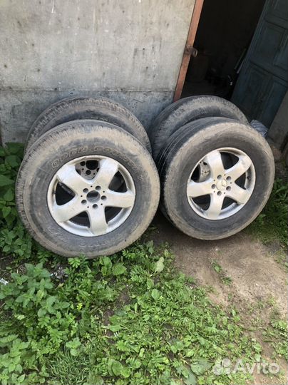 Accelera 651 275/65 R17