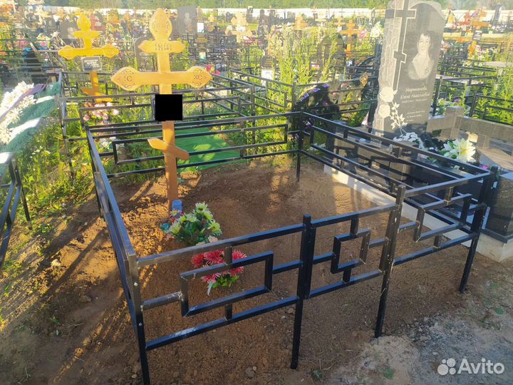 Уборка могил, покраска оградок