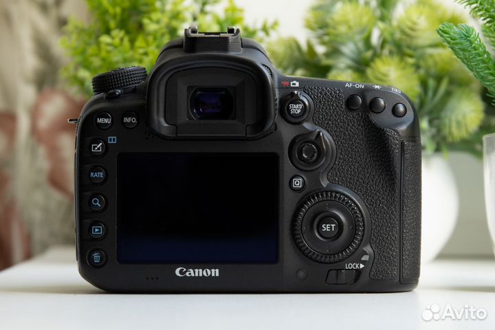 Canon 7D Mark II