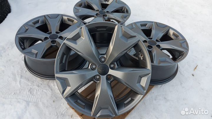 Subaru. Оригинал. japan. R-17. 5x100.цо55