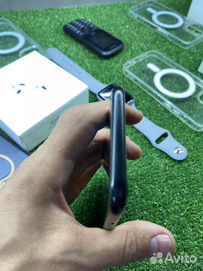 iPhone SE (2020), 64 ГБ