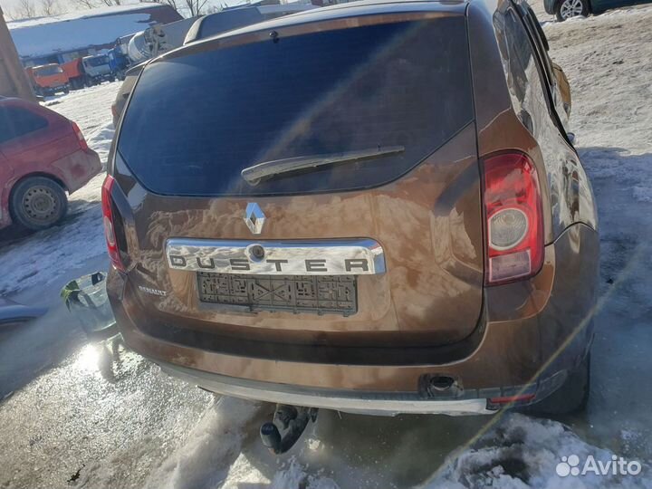 Renault duster дверь багажника