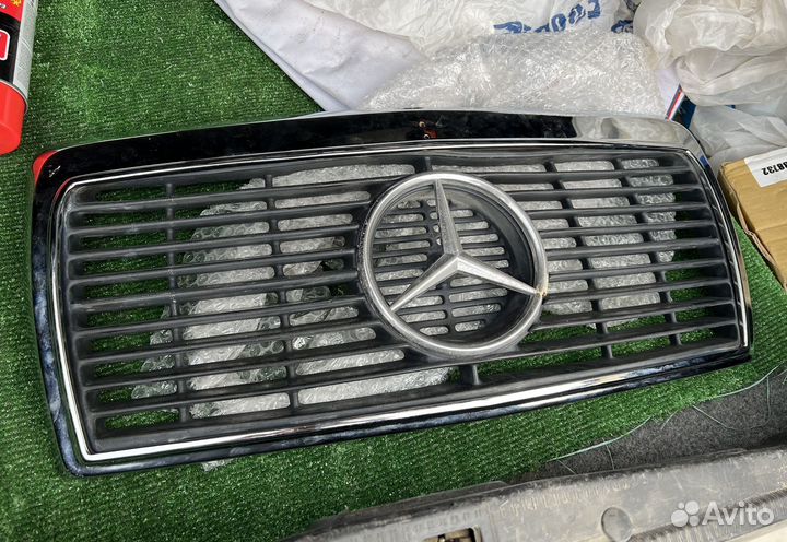 Решетка радиатора mercedes w124