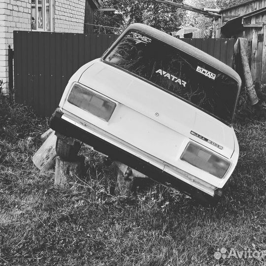 ВАЗ 2105 1.3 МТ, 1989, 500 000 км