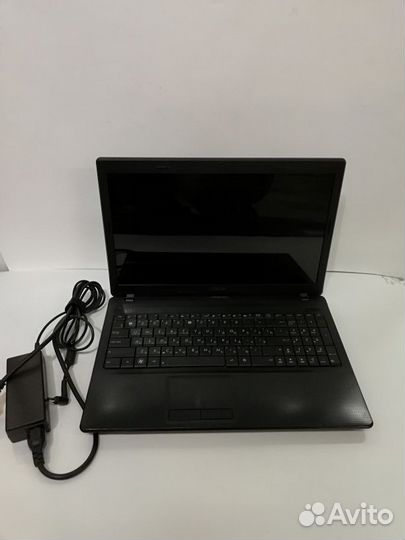Asus (Pentium B960 2.2Gh/4G/500Gb/AMD 7470M 1Gb)