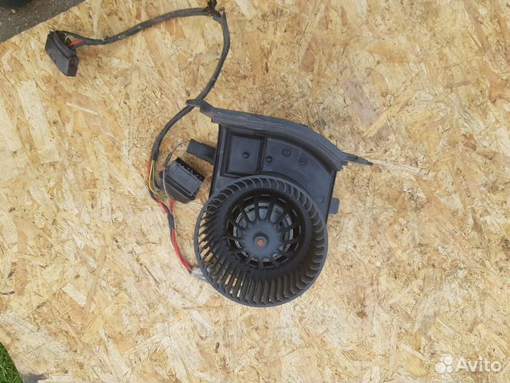 Вентилятор мотор печки отопителя Renault Clio 2