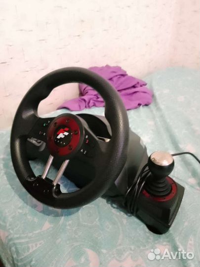 Игровой руль с педалями для пк