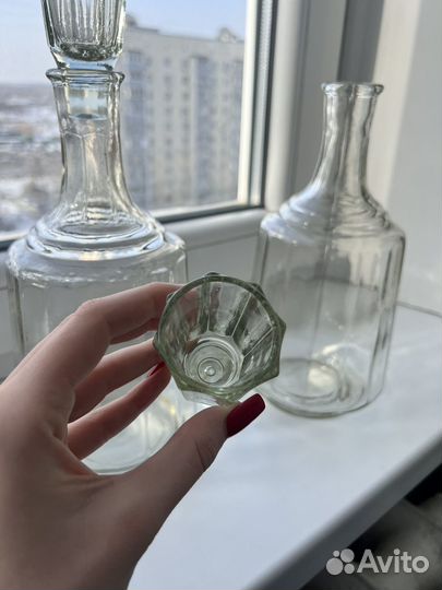 Стеклянный графин