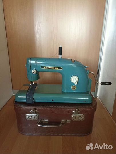 Швейная машинка