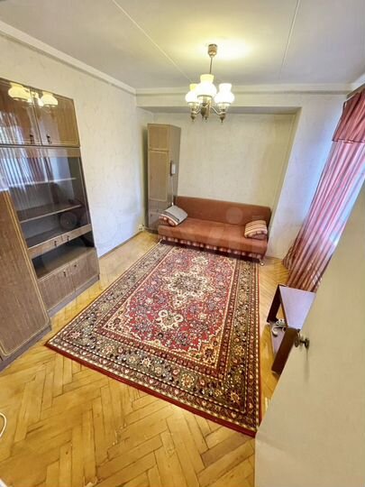 2-к. квартира, 48 м², 3/15 эт.