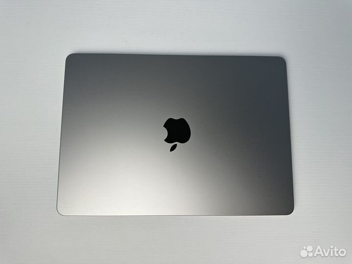 MacBook Air 13 2024 M3 256Gb Space Gray, 70 циклов