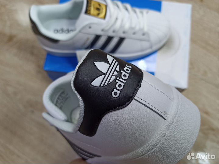 Adidas Superstar p. 36-45