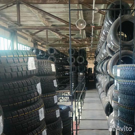 Yokohama Ice Guard IG50 215/65 R16 98Q